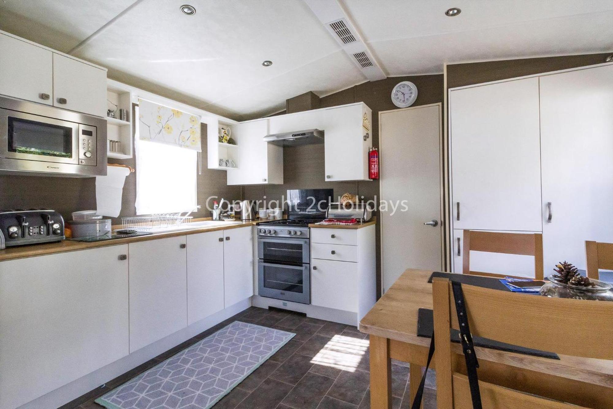 Brilliant Caravan With A Partial Sea View In Suffolk Ref 32026Az Lowestoft Exterior photo