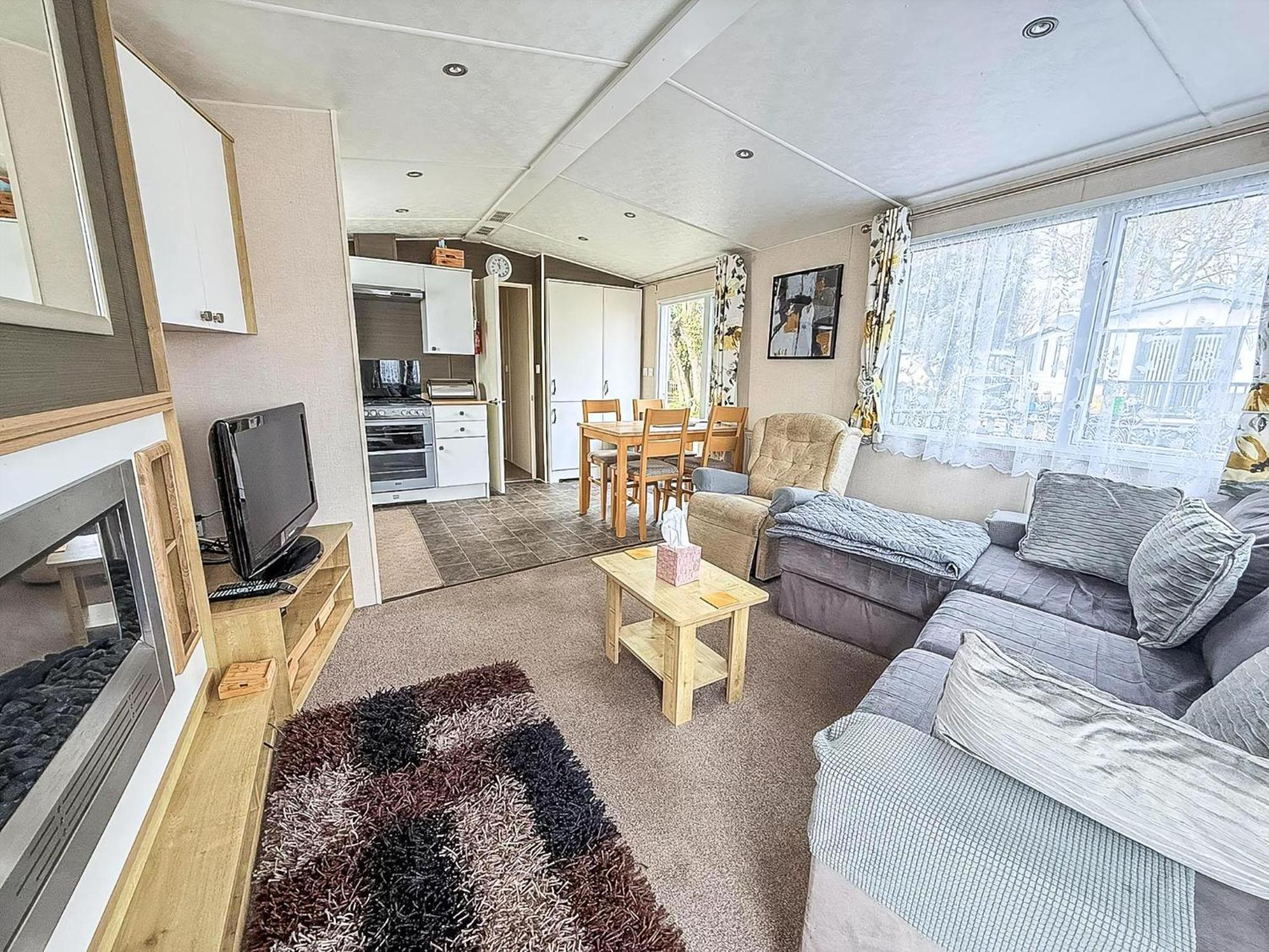 Brilliant Caravan With A Partial Sea View In Suffolk Ref 32026Az Lowestoft Exterior photo